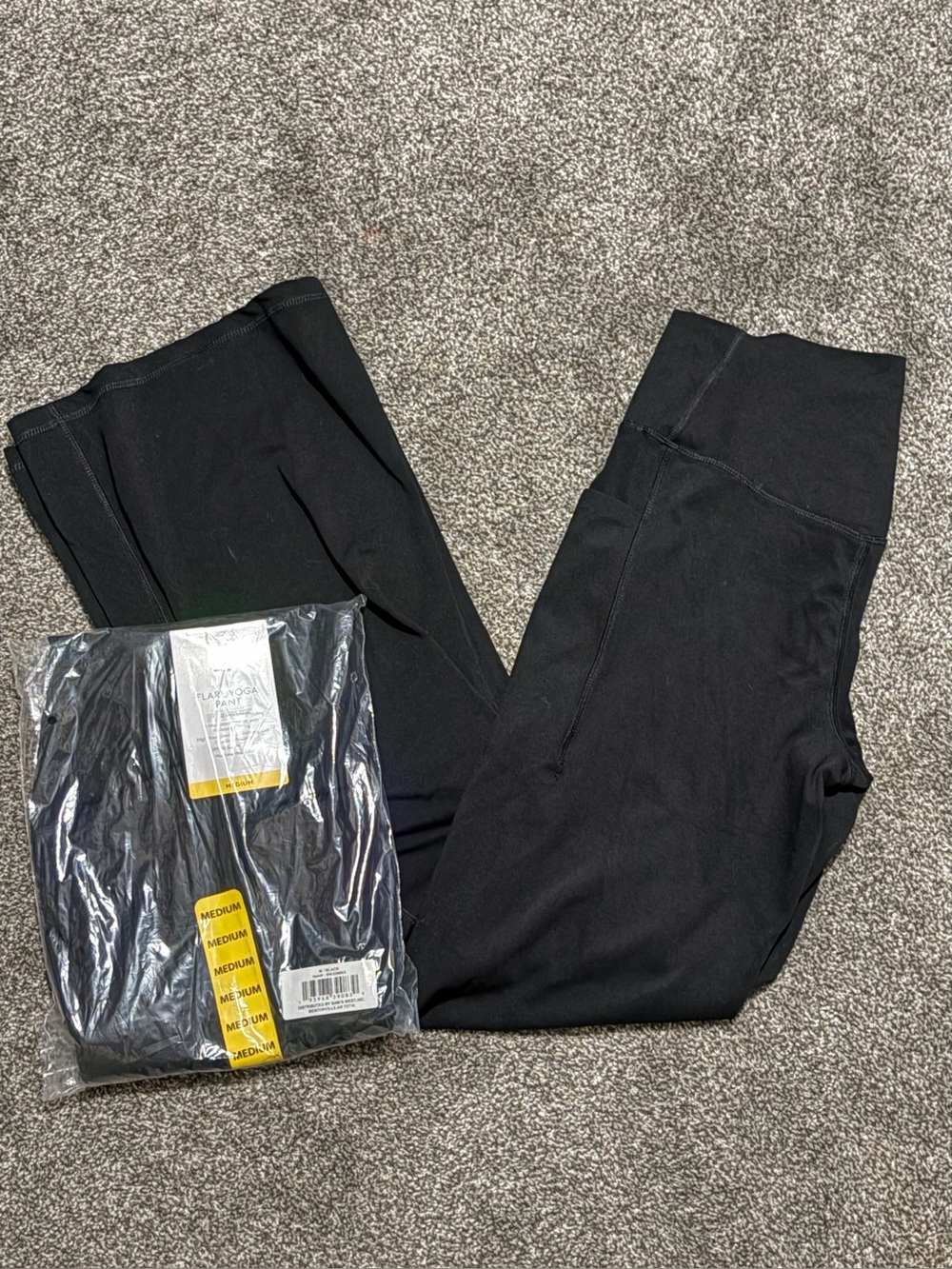 2 Pairs Member's Mark Everyday Flare Yoga Pant Black 32" Inseam Size M